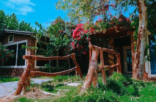Unaizah House | Muzdan Holiday homes
