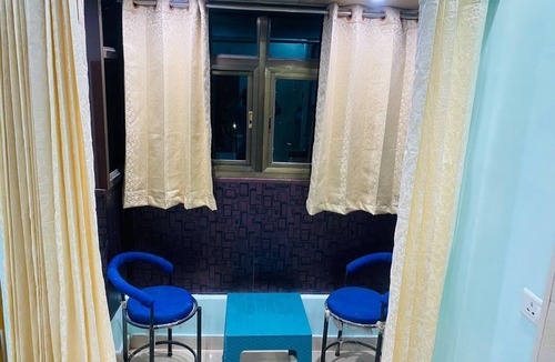 Mahmoorganj Apartment | My property is in the middle of Kashi, Kashi Vishwanath temple is 1.5km away