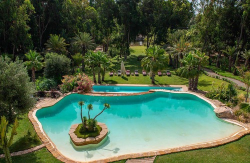 Sidi Kaouki Villa | My Rental Homes - Le Jardin Mogador private pool large garden with lake
