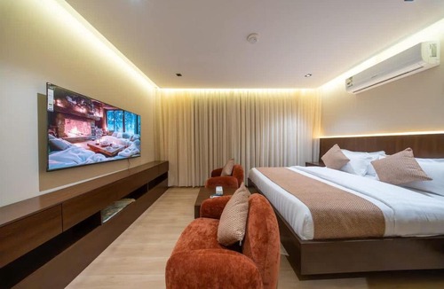 Al Hamra Apartment | N29 Modern studio with a relaxing lounge