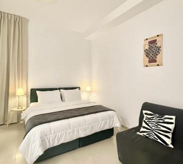Nachlaot Apartment | Nachlaot Gem - Bright, Central and Cozy