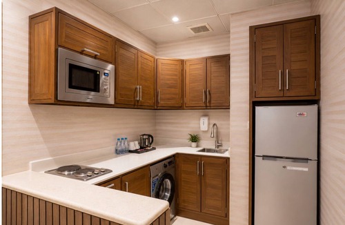 Al Kura Apartment | Nars Plus Serviced Apartments - Al Basateen