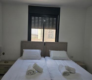 Beit Shemesh Apartment | Neveh Shamir Staycation