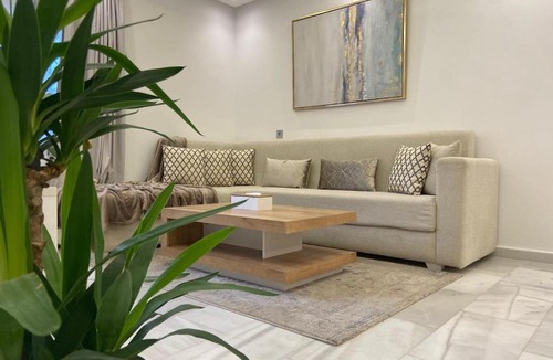 Quartier Mozart Apartment | New 2024 Apartment - Malls, Beach & Train Station - Families Only