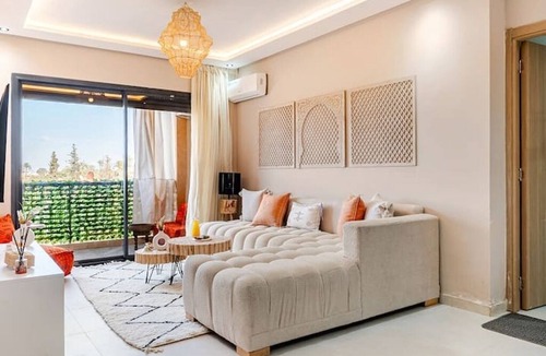 Majorelle Apartment | New central 1BR/Balcony/AC - Walk to Majorelle
