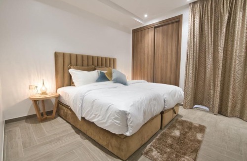 Secteur Touristique Apartment | New Luxury Apartment 135sqm with Seaview Unlimited WiFi and Optical Fiber