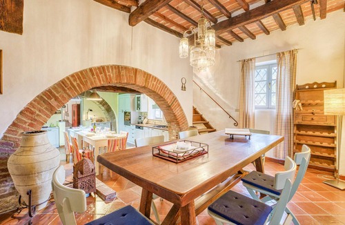 Le Piazze House | Nice home in Foiano with private swimming pool, can be inside or outside