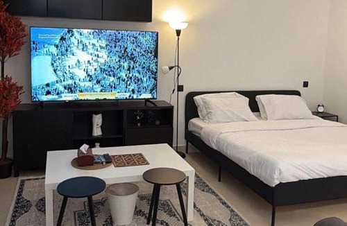 Abha Apartment | Night Hills
