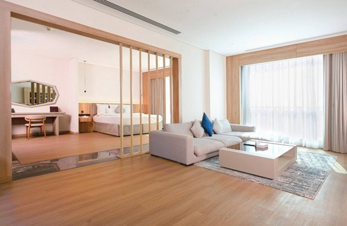 Seef Hotel | Nordic Palace & Spa