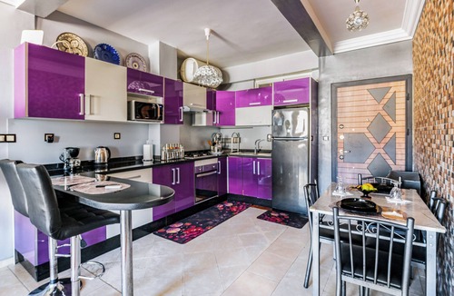Malabata Apartment | Oceanview Apartment with Stunning City View with Fiber Wi-Fi & AC