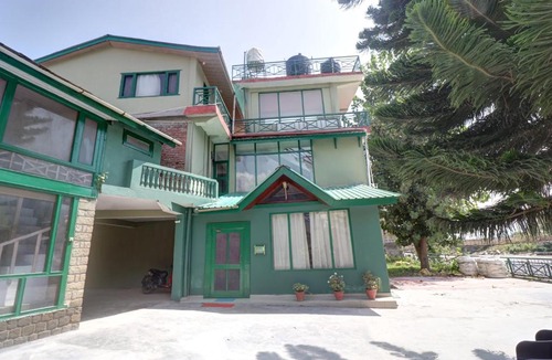 Bajaura Hotel | OYO Rudhra River Huts