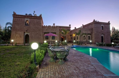 Sidi Abdallah Ghiat Villa | Palais Ghiat
