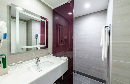 Al Jubail Hotel | Park Inn by Radisson Jubail Industrial City