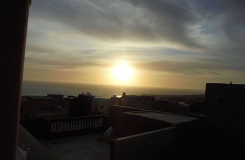 Imsouane Apartment | |Peaceful, relaxing and friendly house. Real treat for sea lovers and surfers.