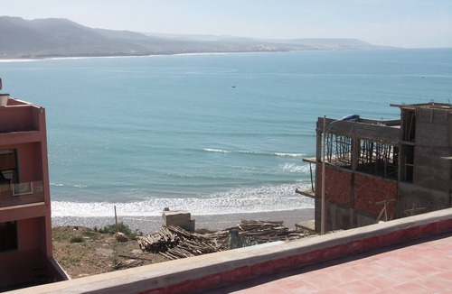 Imsouane Apartment | |Peaceful, relaxing and friendly house. Real treat for sea lovers and surfers.
