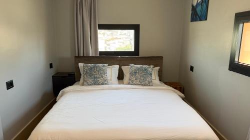 Kerem HaTeimanim Apartment | Penthouse with Jacuzzi,BBQ 2mn from sea Or Hakerem