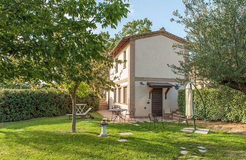 Magione House | Pet friendly home in Montebuono