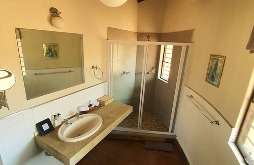 Thorny Bush Game Reserve Hotel | Phelwana Game Lodge