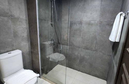 Al Hoora Hotel | Phoenicia Hotel-Hoora