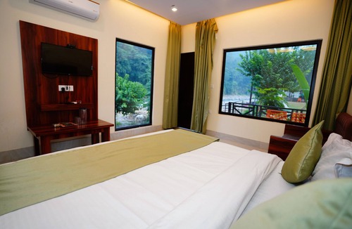 Paliyal Gaon Hotel | Phool Chatti Resort