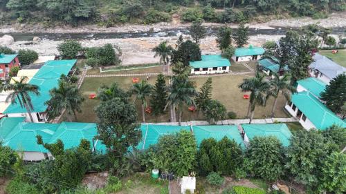 Paliyal Gaon Resort | Phool chatti Riverside Resort