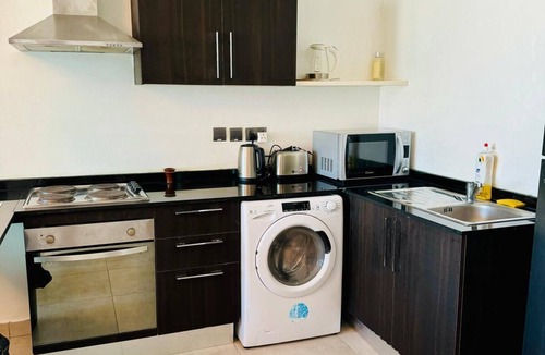 Al Hoora Apartment | Platinum Oasis apt with sea & city view.