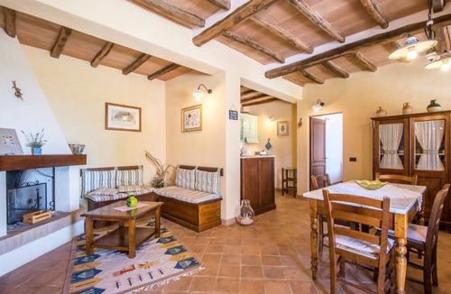 Sant'Angelo In Colle Other | Podere Giardino Wine & Bed – Melograno Apartment: Country House with Pool, Wi-Fi & AC