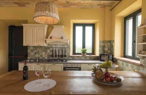 Corridonia Other | "Pomegranate" self-contained apartment, swimming pool, whirlpool, wi-fi, air conditioning