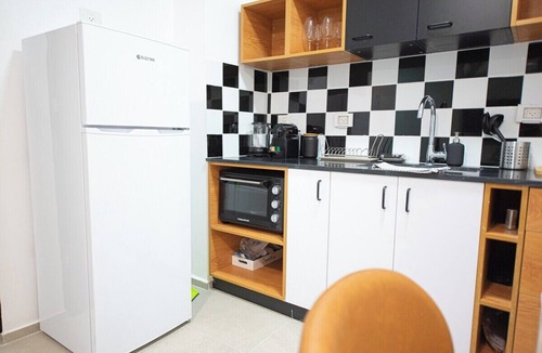 Haifa Apartment | Port city- Downtown 2 bdrms apt w/balcony+mamad 2