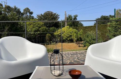 Poio House | Porta da Seca casa con jardín y asador Rías Baixas