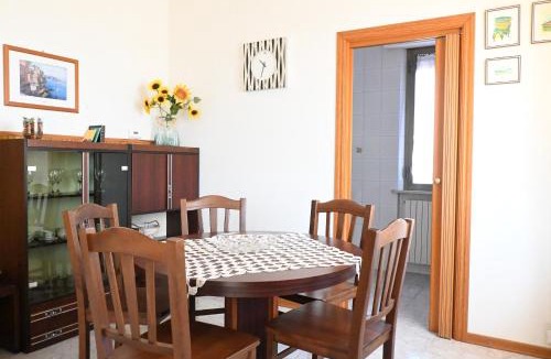 Porto Potenza Picena Apartment | PP06 - Porto Potenza, trilocale con aria condizionata vicino al mare