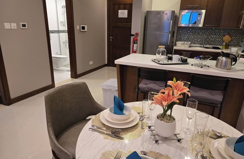 Manama Apartment | Premium apartment Manama 2 bathrooms sea view, pool, spa, saunas, .