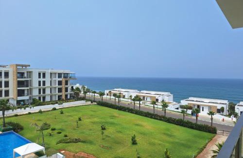 Plage des Nations Apartment | Prestigia Plage des Nations Vue Mer Directe Piscine 3 Chambres