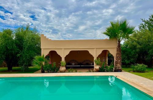 Zaouia Sidi Abdallah Ben Sassi Villa | Privat Villa in Marrakesch with Pool & Garten