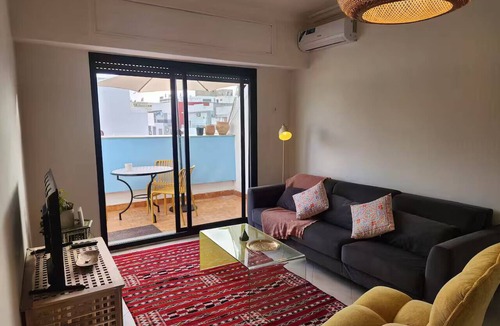 Casablanca City Center Apartment | Private and sunny apartment in Maarif