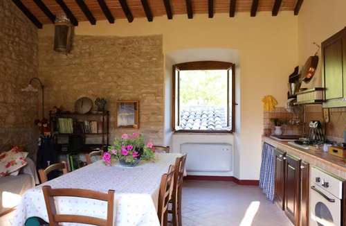Precetto House | Private Umbrian Retreat with Pool near Marmore Falls Sleeps 11