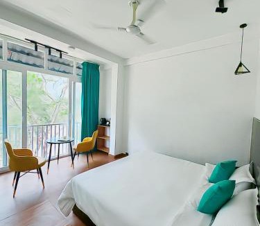 Kaudayala Hotel | Raaviera By The Ganges
