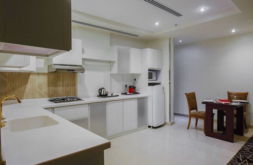 Al Hamra Hotel | Rest Night Serviced Apartments- AlHamra رست نايت للشقق المخدومة - الحمرا