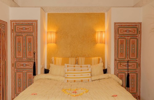 Kasbah House | Riad Dar Fiji - Elegant Exclusive Riad with Private Pool & Rooftop Jacuzzi