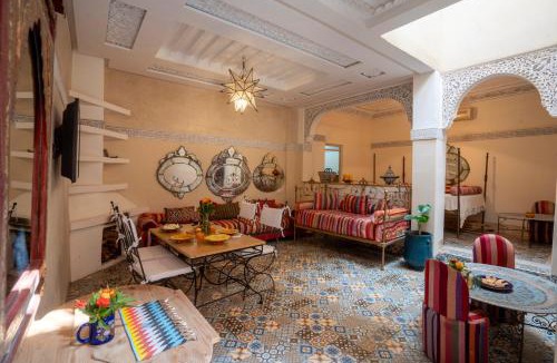 Mechouar-Kasbah House | Riad Dar makhzne-location exclusive du Riad entier 4 chambres & terrasse