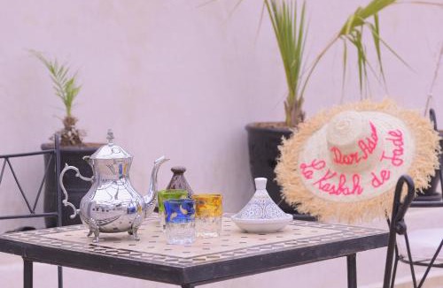 Kasbah House | Riad "Kasbah de Jade", Maison d'hotes avec piscine chauffee, jacuzzi, service hotelier, exclusivite possible!