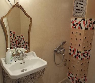 Souika House | RIAD LA SANTA