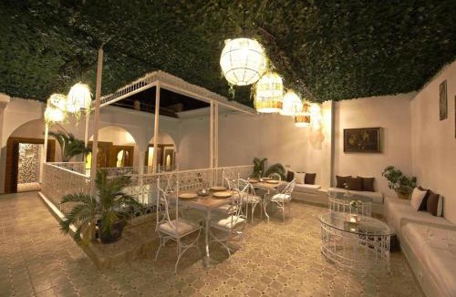 Sidi Abdallah Ghiat Bed & Breakfast | Riad Oum h&N B&B