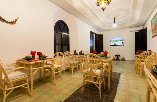 Sidi Abdallah Ghiat House | Riad Zinaida