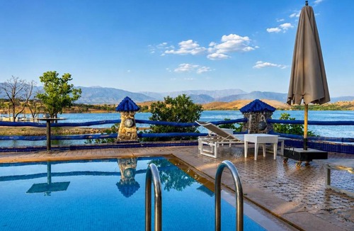 Aguergour House | Rive Du Lac