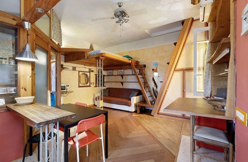 Quartiere XXIX Ponte Mammolo Apartment | Romantic Studio 2 – Romantic Loft Near the City Center