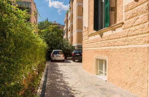 San Giovanni Apartment | RomAntica Family Apartment near San Giovanni