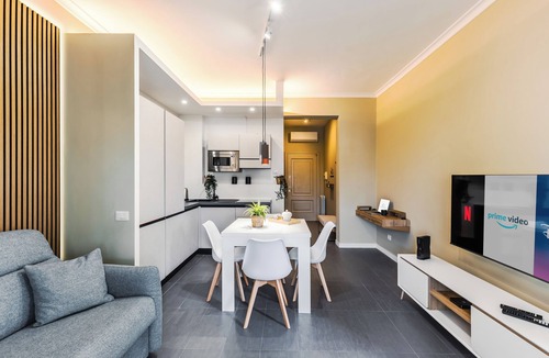 Quartiere XXXIV Lido di Ostia Levante Apartment | Rome Smart Sea - Modern cosy escape, 3 min to beach & Rome metro