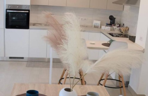 Minturno Apartment | Room 'Camera Tripla Bagno Privato Esterno' with Shared Terrace, Wi-Fi and Air Conditioning