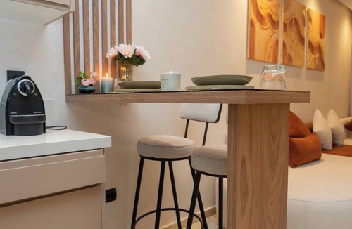 Belvedere Apartment | Royal Nest: Lumineux, Cosy, Centre-Ville, Parking